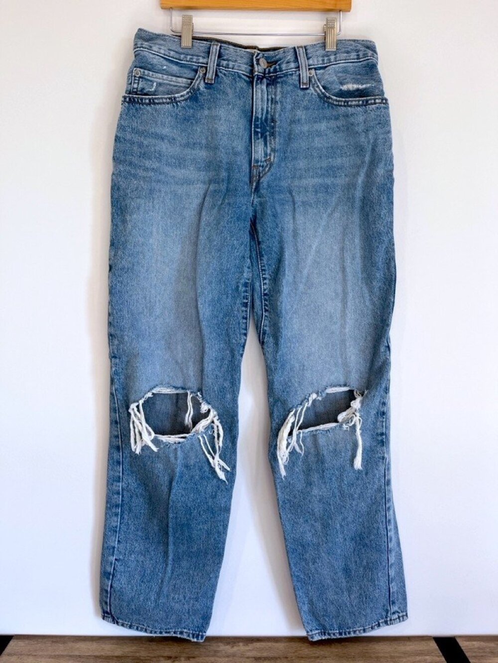 Levi's '94 Baggy Jeans Light Wash Distressed High Rise 30 x 31 Y2K 90s Denim